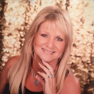 Meet your Posher, Joan